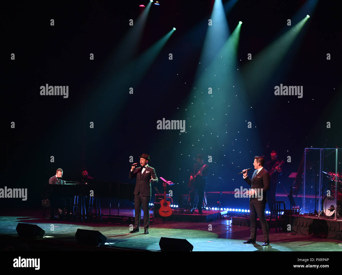 Virginia Beach, Virginia, Stati Uniti d'America. 22 ottobre, 2018. I TENORI IN SANDLER Center in Virginia Beach, Virginia il 22 ottobre 2018. © Jeff Moore 2018 Credit: Jeff Moore/ZUMA filo/Alamy Live News Foto Stock