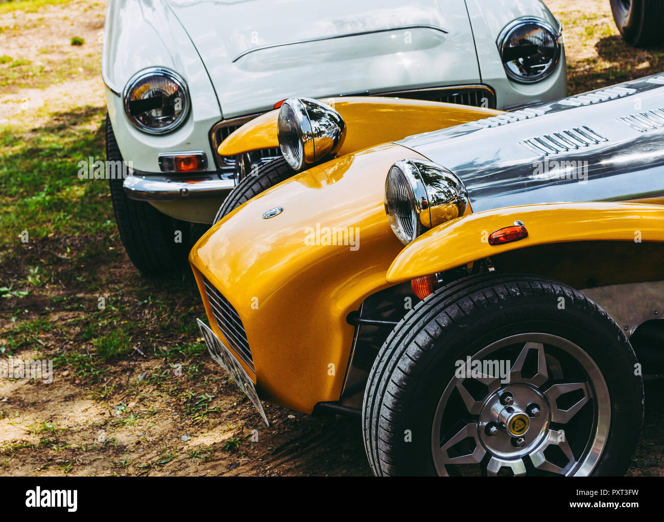 Parte anteriore del giallo Lotus Seven Foto Stock