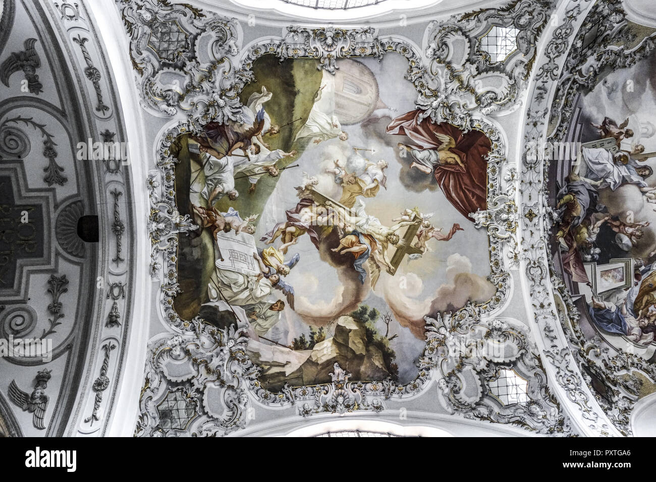 Welfenmünster, Kirchenschiff mit Freskomalereien im Rokoko Stil in Steingaden, Oberbayern, Bayern, Deutschland, Europa, Welfenmuenster, navata con fres Foto Stock