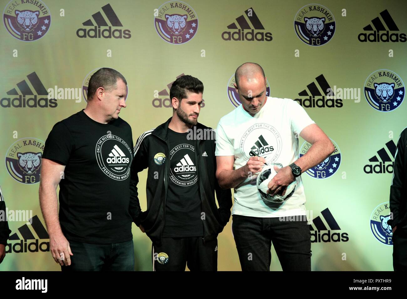 Gruppo adidas sale