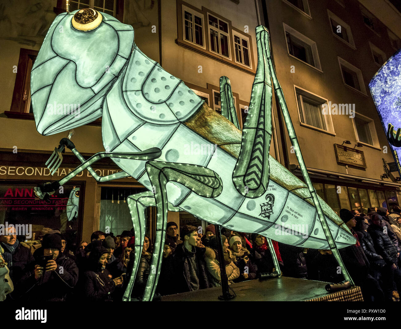 Morgenstraich al Carnevale di Basilea, Basilea, Svizzera Foto Stock