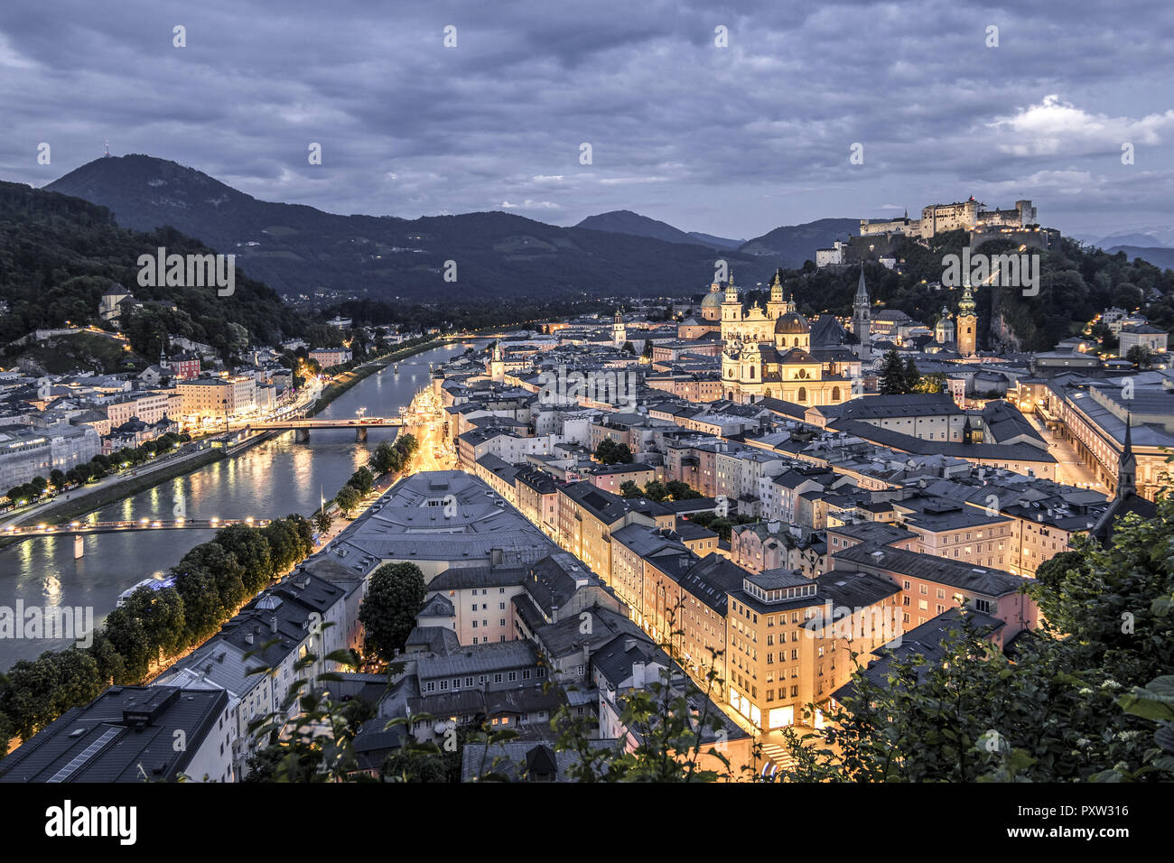 Centro storico della città di Salisburgo, Austria Foto Stock