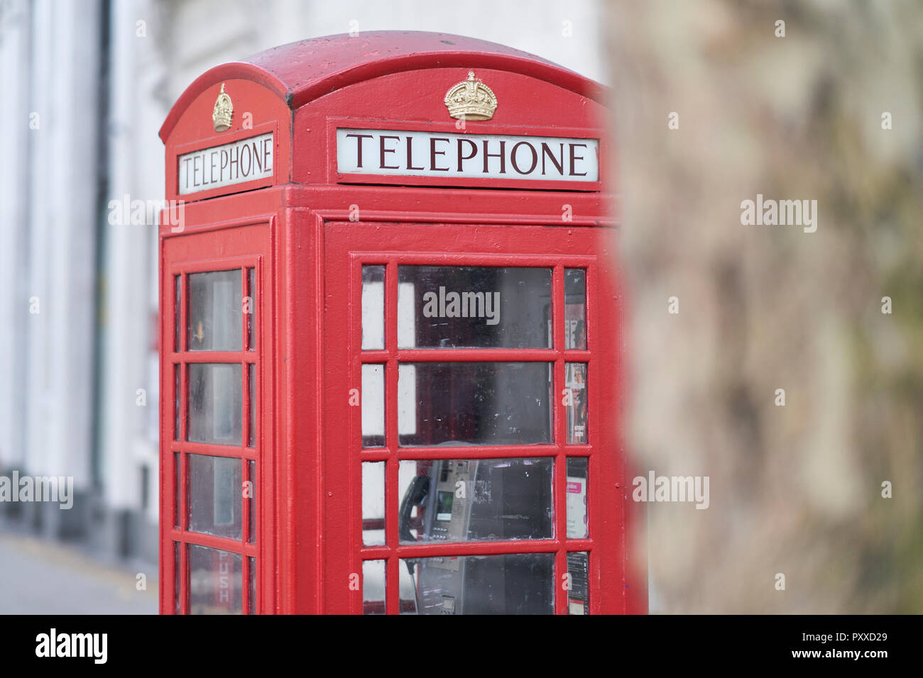 Classic UK Telefono rosso scatola. Foto Stock