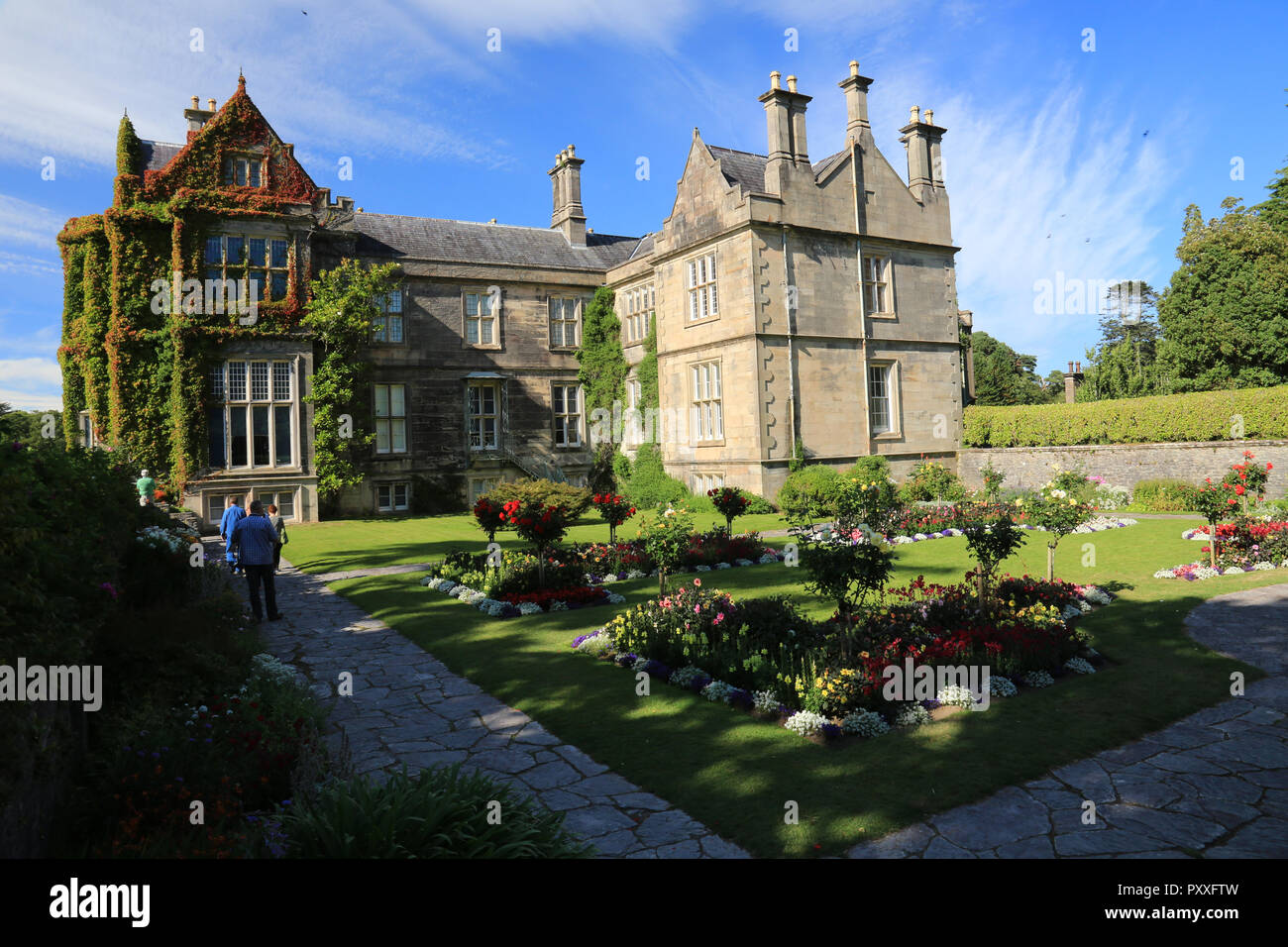 Maestosa casa Muckross House Killarney National Park, nella contea di Kerry, Irlanda Foto Stock