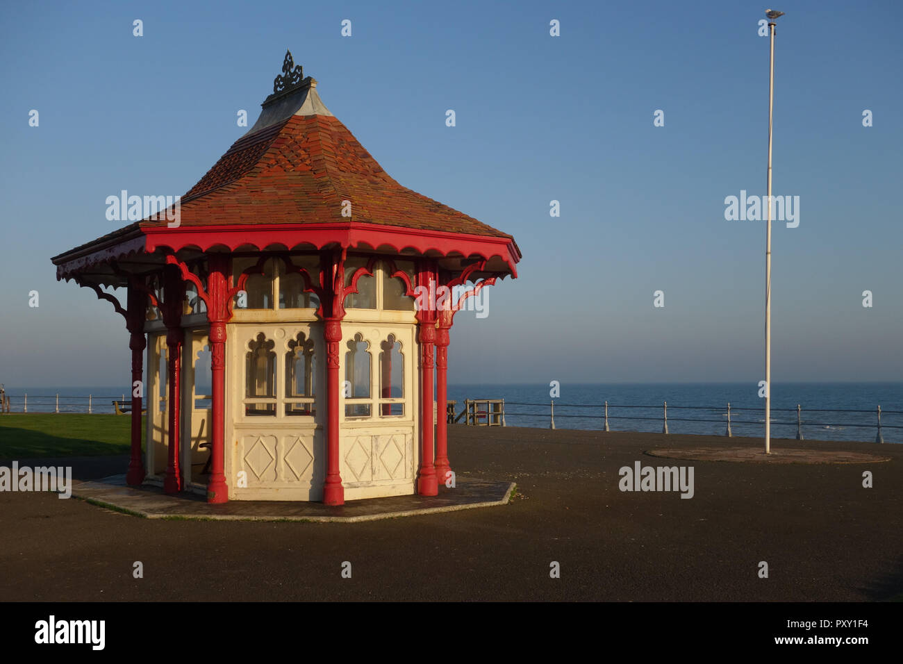 Lungomare vittoriano shelter, Stroud, East Sussex, Regno Unito Foto Stock