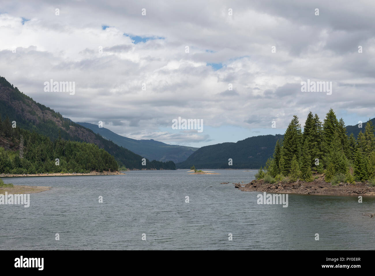 Campbell superiore Lago sull'Isola di Vancouver, British Columbia, Canada. Foto Stock