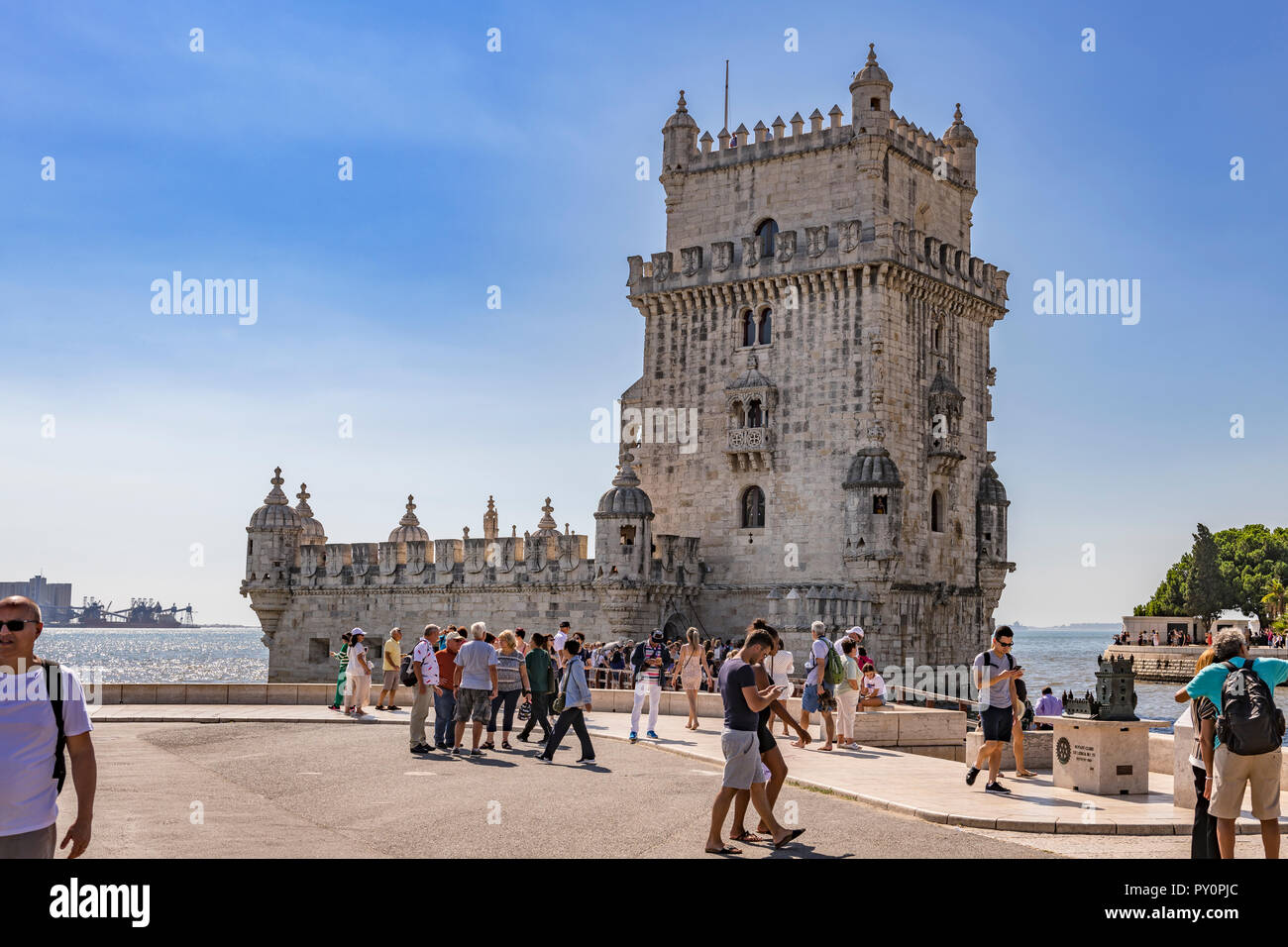 La torre di Belem sulle rive del fiume Tago a Lisbona Portugay Foto Stock