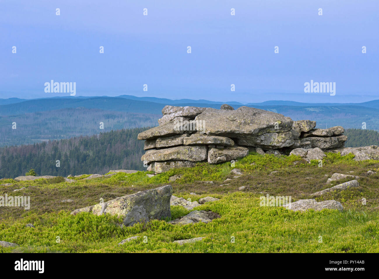 Hexenaltar / streghe' Altare, formazione di roccia sul monte Brocken, Parco Nazionale di Harz, Sassonia-Anhalt, Germania Foto Stock