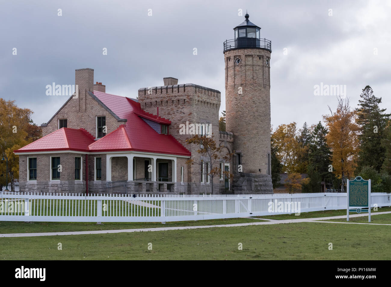 Old Mackinac Point Lighthouse in Mackinaw City, Michigan. Foto Stock
