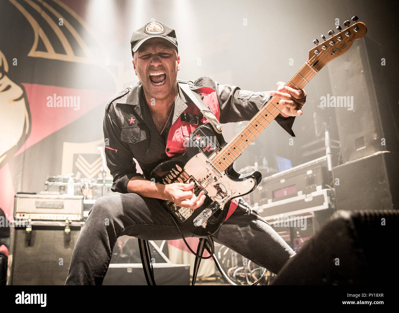 Norvegia, Oslo - Luglio 2, 2018. Artista e il chitarrista Tom Morello esegue un concerto dal vivo con i profeti di RAGE, il rap supergruppo rock Foto Stock