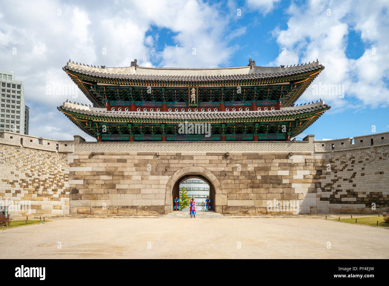 Sungnyemun, sud porta grande della vecchia città di Seoul Foto Stock