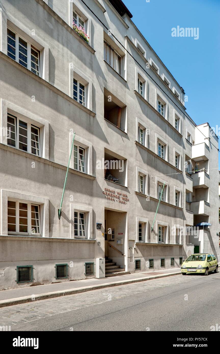 Wien, Gemeindebau des "Roten Wien - Vienna, Consiglio Tenement blocco, "rosso" di Vienna, Wohnhaus 'Wohnmaschine', Rauchfangkehrergasse 26, Anton Brenner 192 Foto Stock