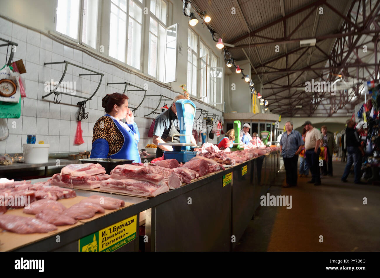 Carne in stallo il Mercato Centrale. Vyborg Vyborgsky distretto, l'oblast di Leningrado, Russia, Federazione russa Foto Stock