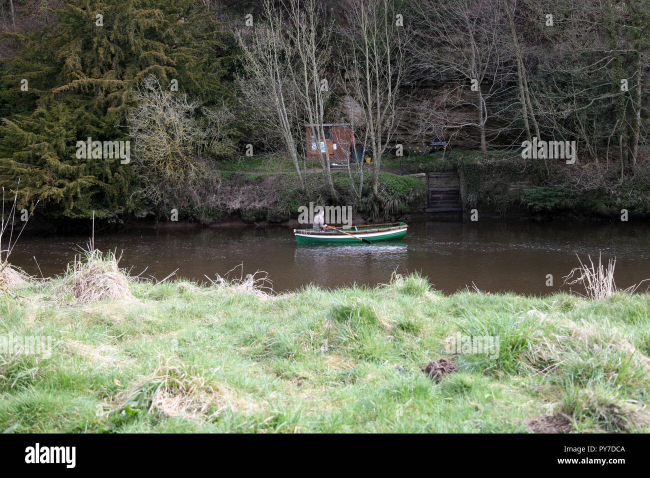 Hermitage, Warkworth Northumberland, canottaggio sul fiume Couquet Foto Stock
