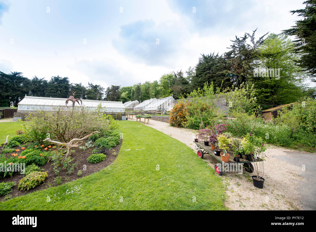 Vivaio e cafe all'Miserden Estate in GLOUCESTERSHIRE REGNO UNITO Foto Stock