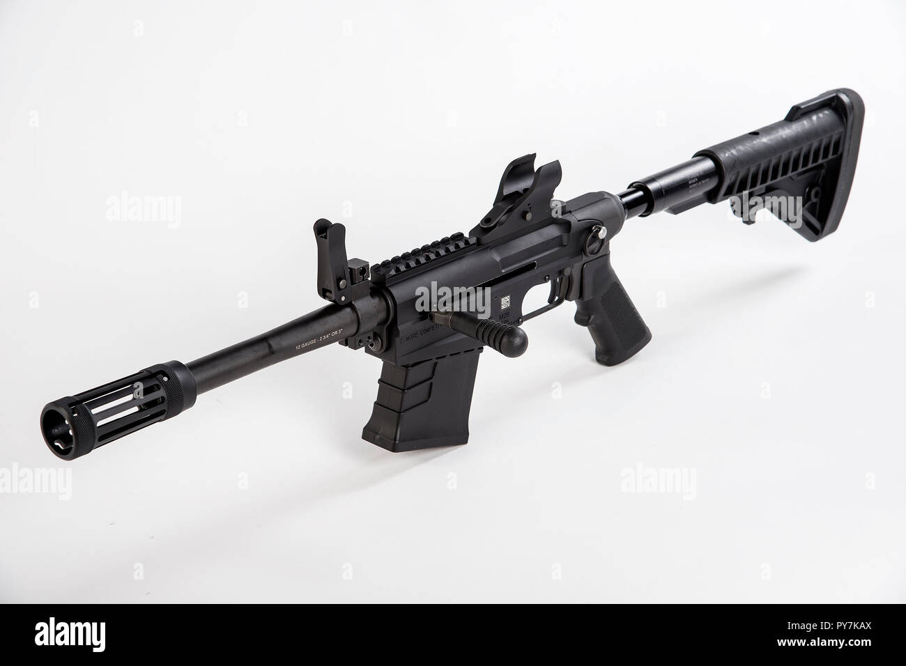 La M26 modulare di accessori sistema di fucile (massa) è un dello sviluppo sotto la canna di fucile allegato per la M16/M4 famiglia di militari degli Stati Uniti di armi da fuoco. Esso può anche essere dotato di una impugnatura a pistola e collassabile stock ad agire come uno stand-alone arma. Foto Stock