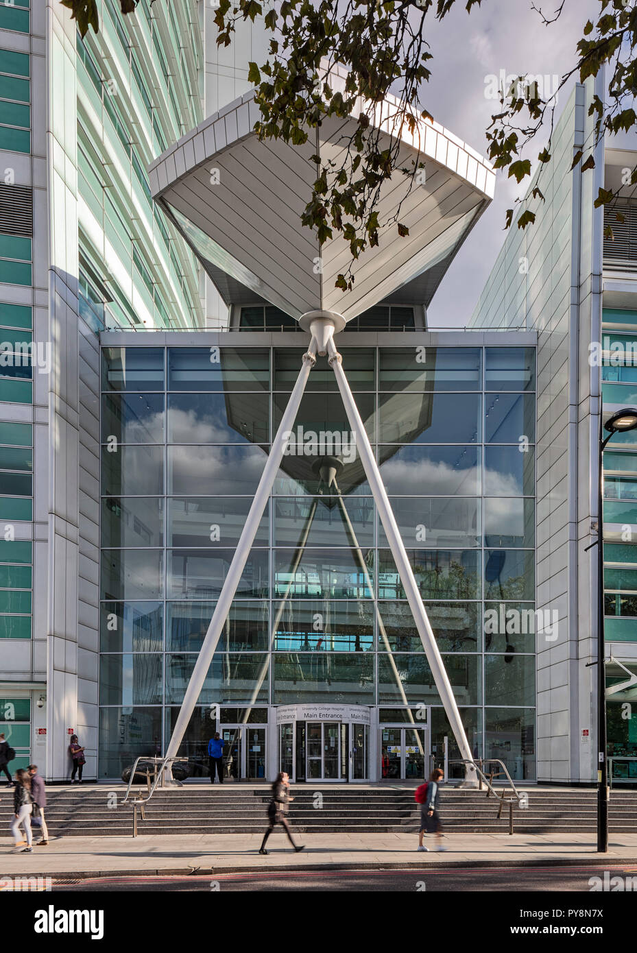 University College London Hospital in Euston Road, Londra. UCLH. Foto Stock