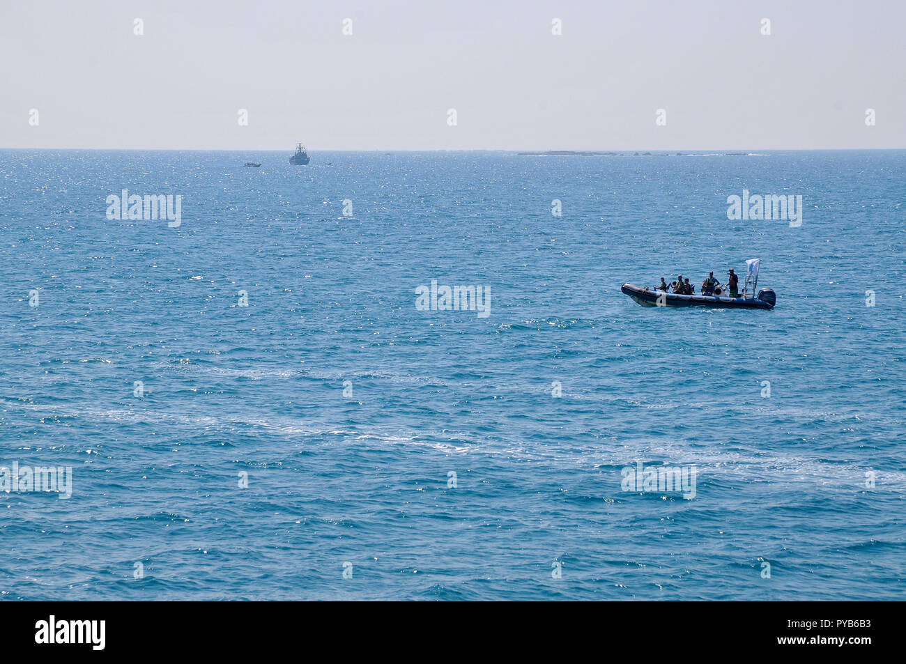 Classe Dvera, marina israeliana imbarcazione di pattuglia fuori in mare sulla frontiera libanese nei pressi di Rosh Hanikra Foto Stock