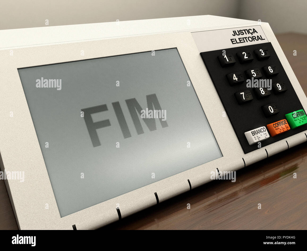 Brasiliano macchina di voto (urna eletronica) dal 2018 le elezioni presidenziali in Brasile, con FIM (fine) mostrato sul display LCD. Foto Stock