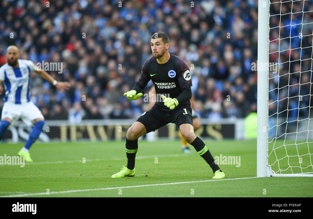 Maty Ryan di Brighton durante il match di Premier League tra Brighton e Hove Albion e Wolverhampton Wanderers presso la American Express Community Stadium . 27 ott 2018 solo uso editoriale. No merchandising. Per le immagini di calcio FA e Premier League restrizioni si applicano inc. no internet/utilizzo mobile senza licenza FAPL - per i dettagli contatti Football Dataco Foto Stock