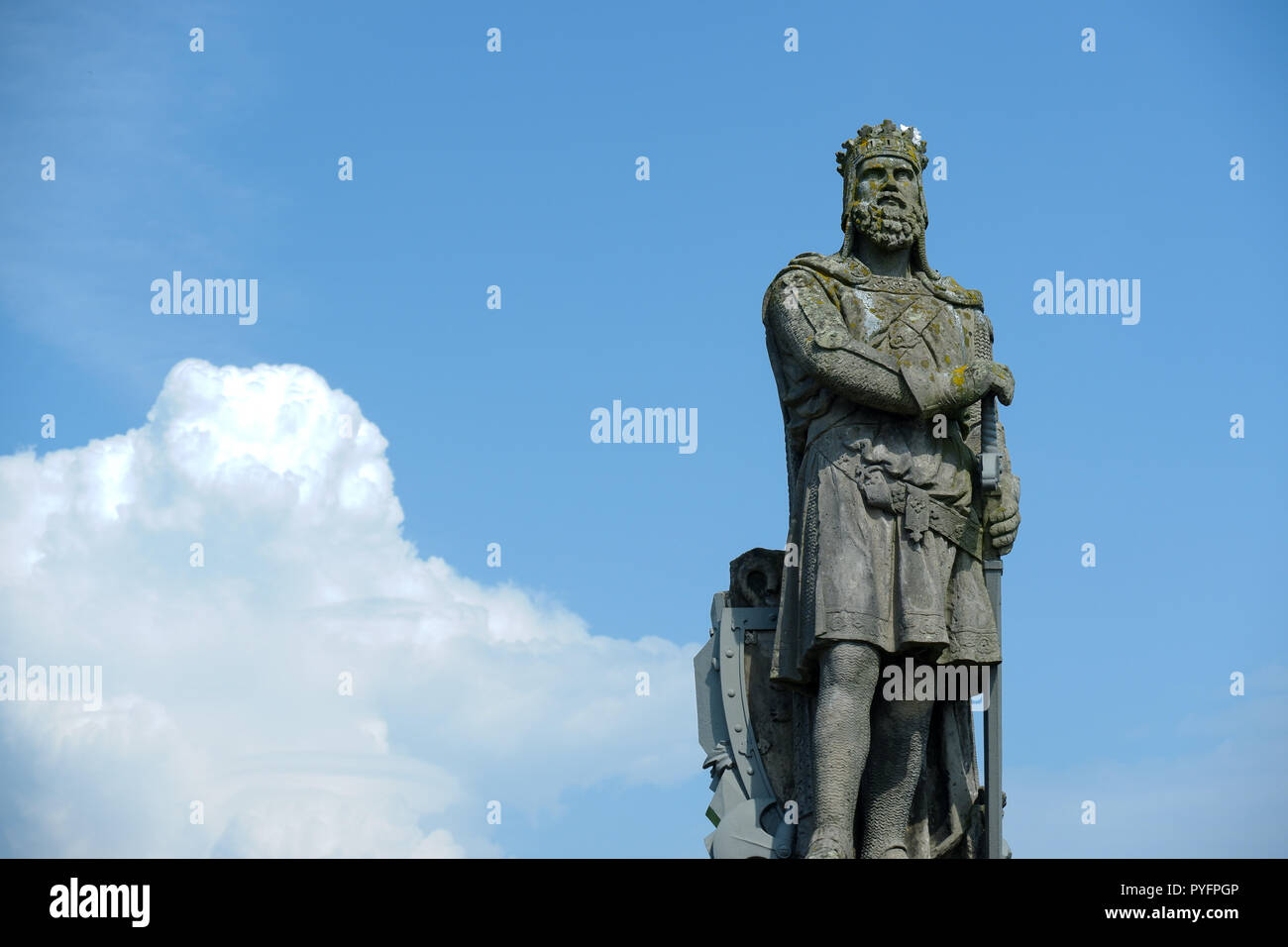 Statua di Robert the Bruce davanti al Castello di Stirling, Scozia Foto Stock