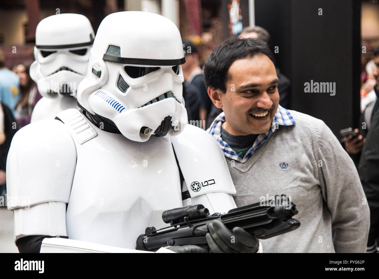 Londra, Regno Unito. Il 27 ottobre 2018. MCM Comic Con presso l'Excel Centre di Londra il 27 ottobre 2018 Credit: Tom Rose/Alamy Live News Foto Stock