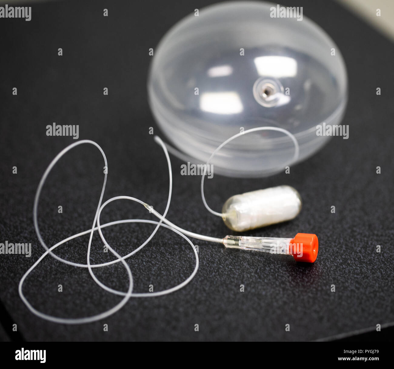 La perdita di peso dispositivo utilizzato dai medici. Foto Stock