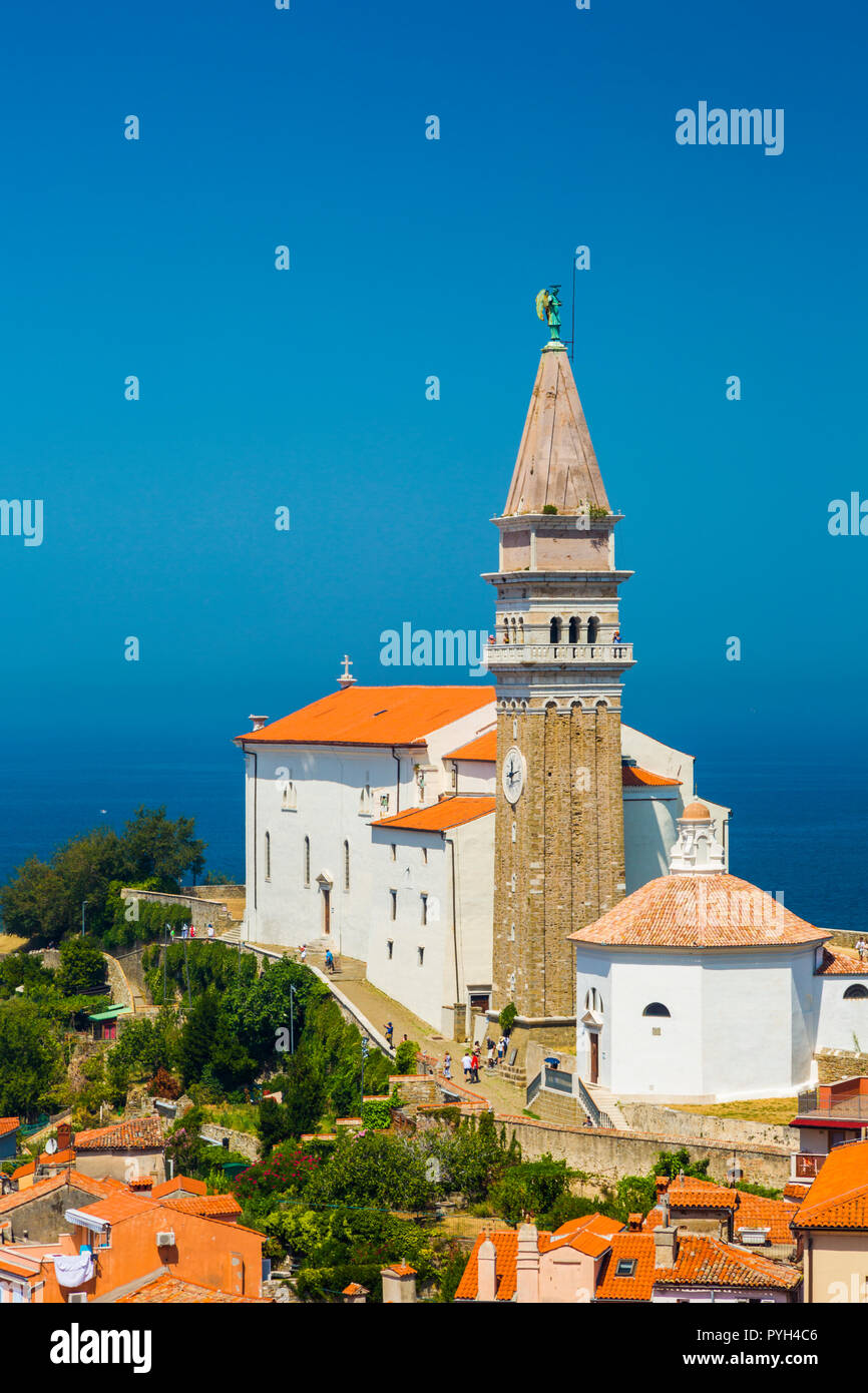 Vista della chiesa. Foto Stock