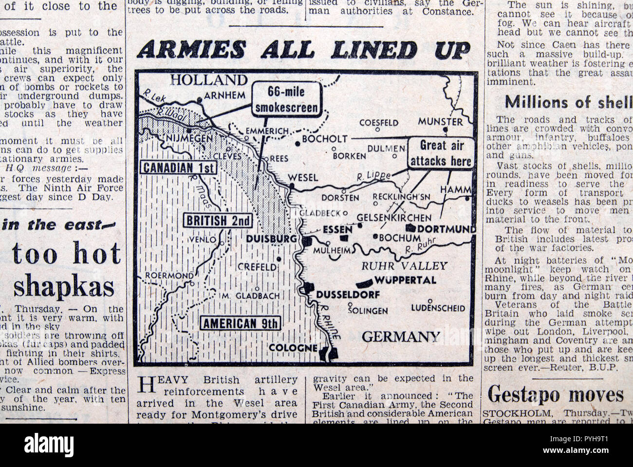"Eserciti tutti allineati l' WWII mappa di Reno in Germania e Olanda in un Daily Express giornale Seconda Guerra Mondiale articolo il 23 marzo 1945 Londra Inghilterra REGNO UNITO Foto Stock