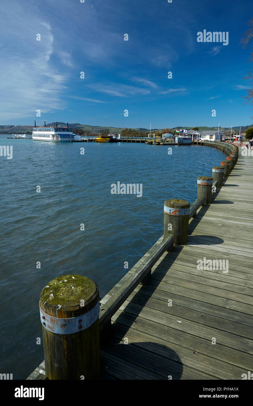 Rotorua waterfront, Lakeland Queen battello a vapore e Float Plane, lago di Rotorua, Isola del nord, Nuova Zelanda Foto Stock