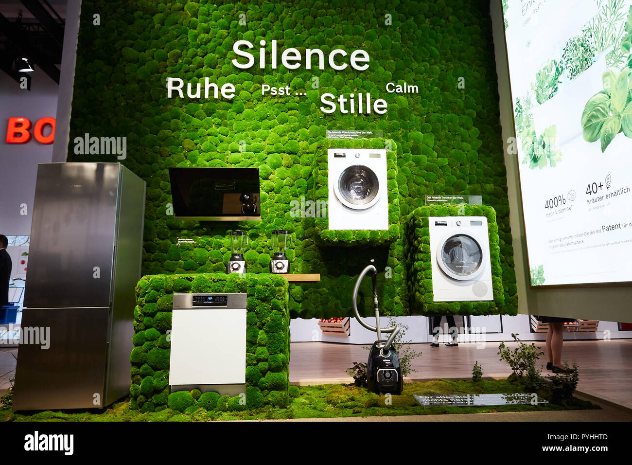 Berlino, Germania - La società tedesca Bosch presenterà i suoi nuovi prodotti dall'elettrodomestico settore, che sono particolarmente tranquillo, all'IFA 2018. Foto Stock