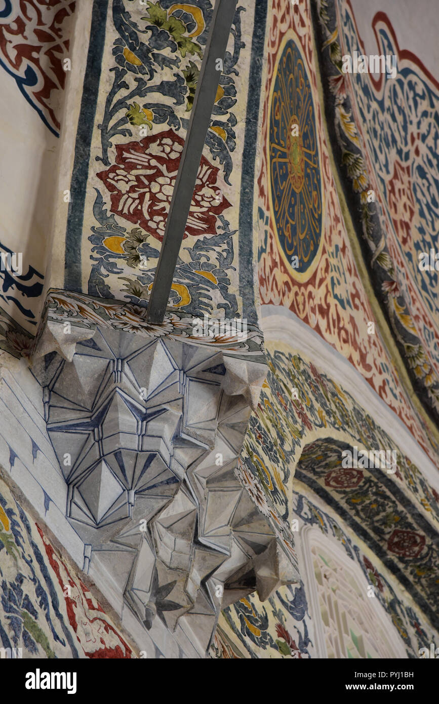 Architectural dettagli in marmo interno la splendida tomba di Sultan Ahmet I, Piazza Sultanahmet, Istanbul, Turchia, l'Europa. Foto Stock