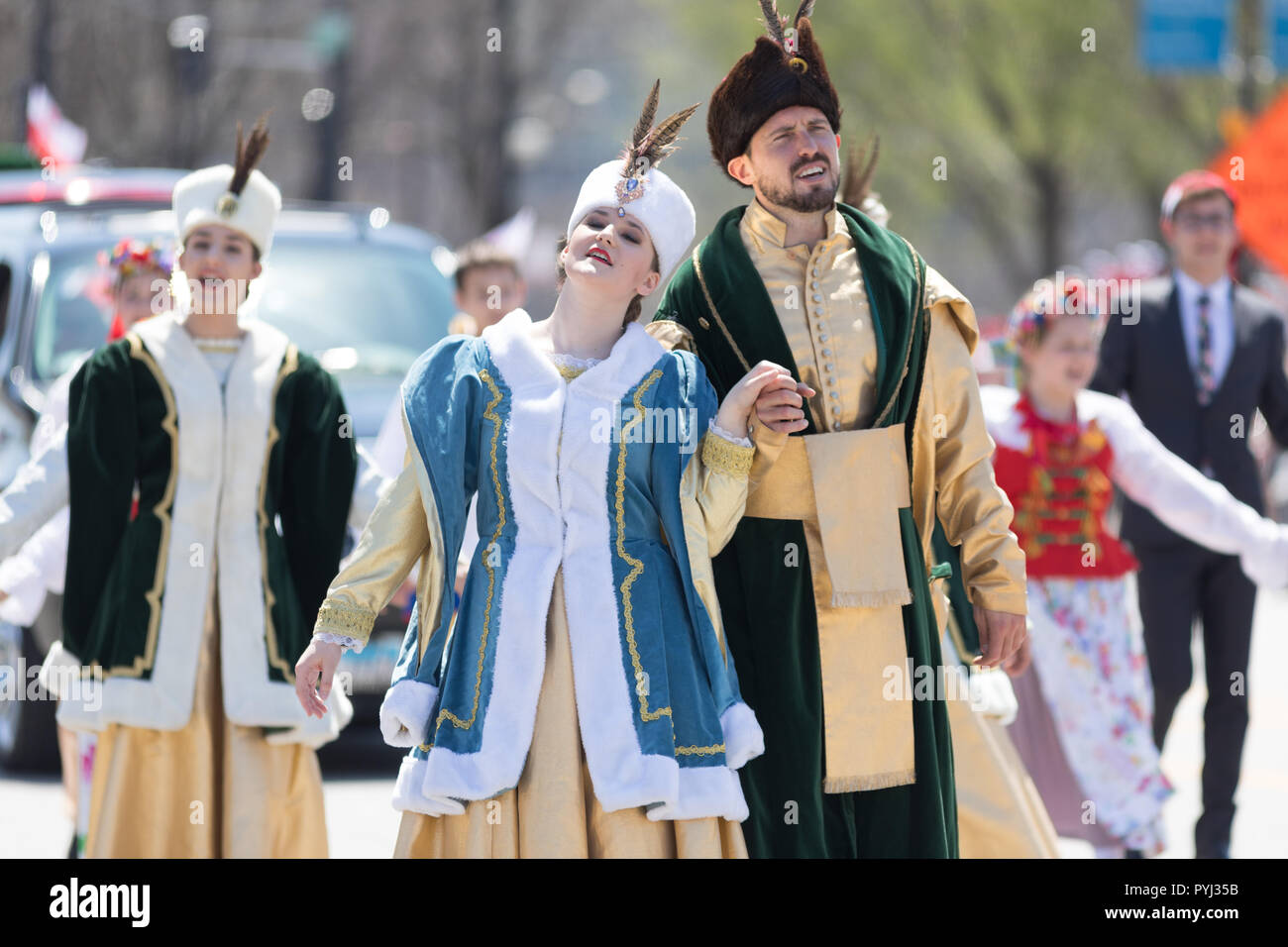 Chicago, Illinois, Stati Uniti d'America - 5 Maggio 2018: Costituzione polacca parata del giorno, polacco di uomini e donne che indossano abiti tradizionali membri della Polonia Pol Foto Stock