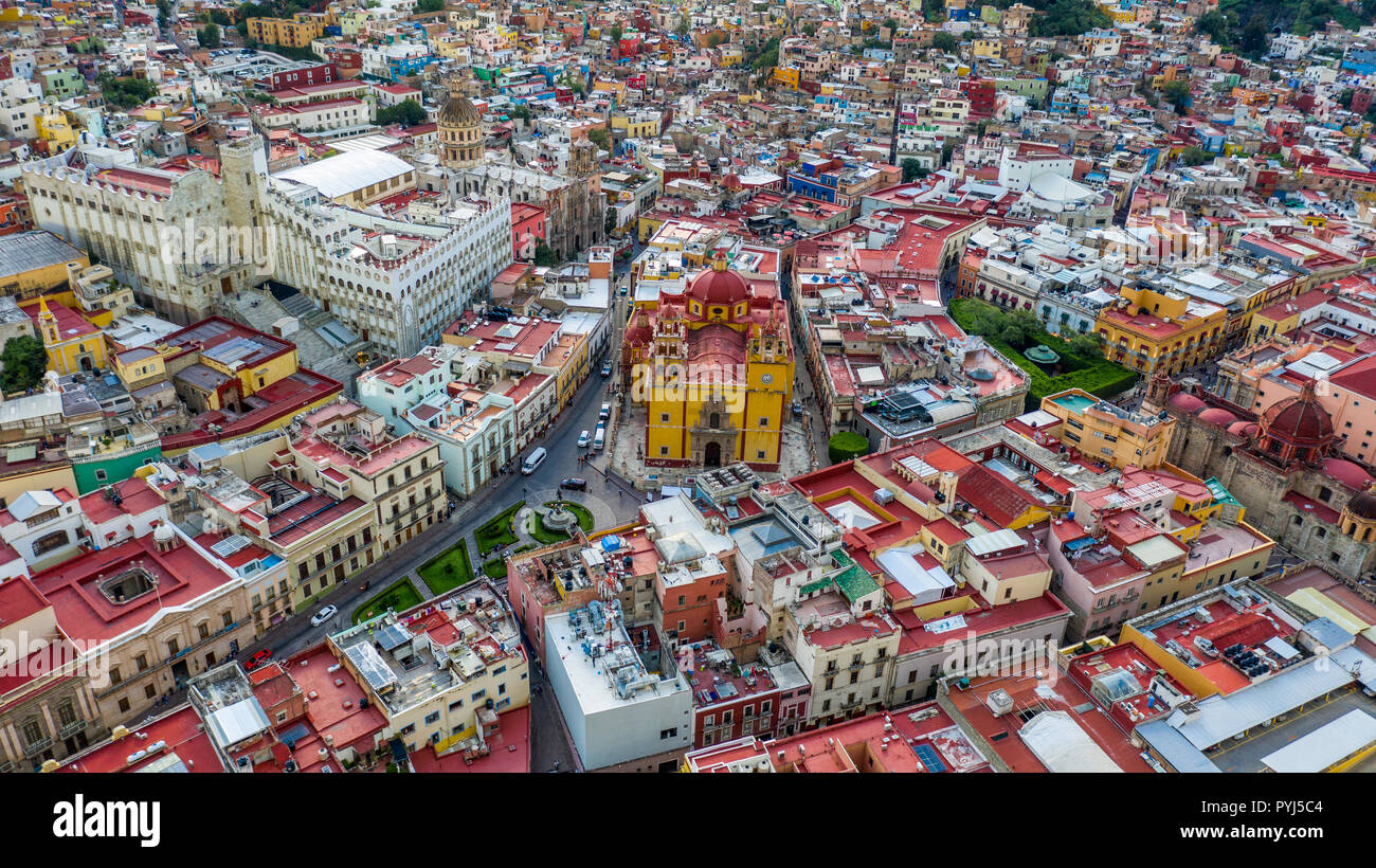 Plaza de la Paz e Basilica Colegiata de Nuestra Senora de Guanajuato, Guanajuato, Messico Foto Stock