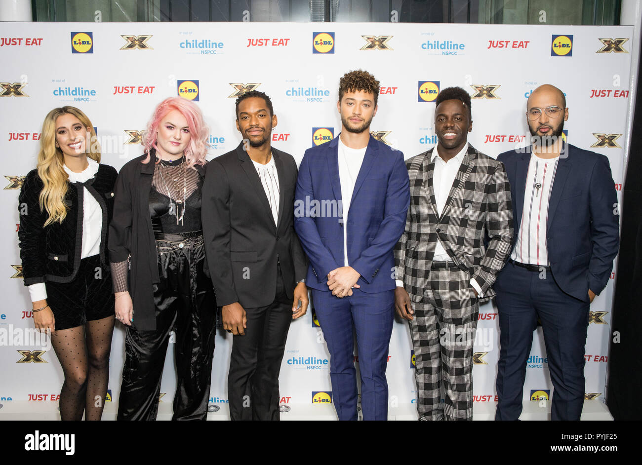 Gli ospiti frequentano annuale di palla di carità in aiuto di ChildLine, quest anno il tema ITV talent show il fattore X. Dotato di: Stacey Solomon, Grazia Davies, Ashley Fongho, Myles Stephenson, Jamaal Shurland, Mustafa Rahimtulla dove: Londra, Regno Unito quando: 27 set 2018 Credit: Phil Lewis/WENN.com Foto Stock