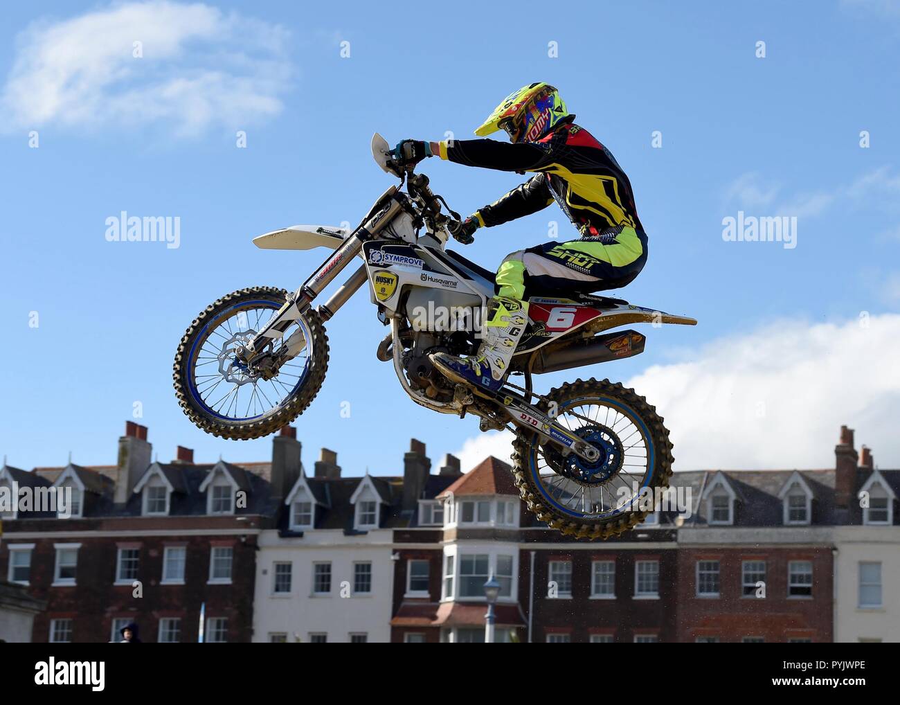 Spiaggia di Weymouth motocross, Dorset. Credito: Finnbarr Webster/Alamy Live News Foto Stock