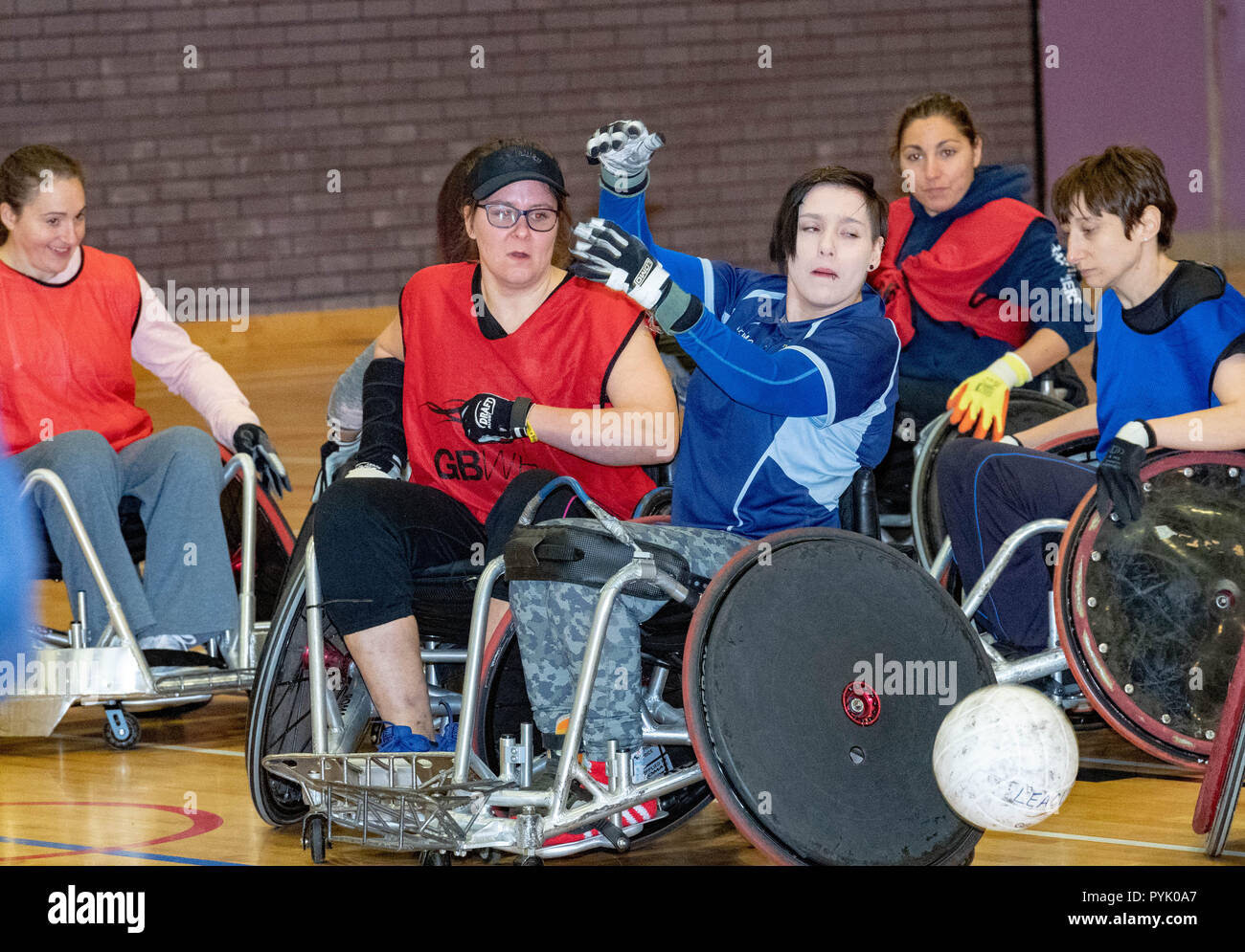 Brentwood, Regno Unito. Il 28 ottobre 2018. Gran Bretagna Rugby in carrozzina donna Rugby in carrozzina caso celebrare #thisgirlcan presso il centro di Brentwood,Brentwood Essex Credit Ian Davidson/Alamy Live News Foto Stock