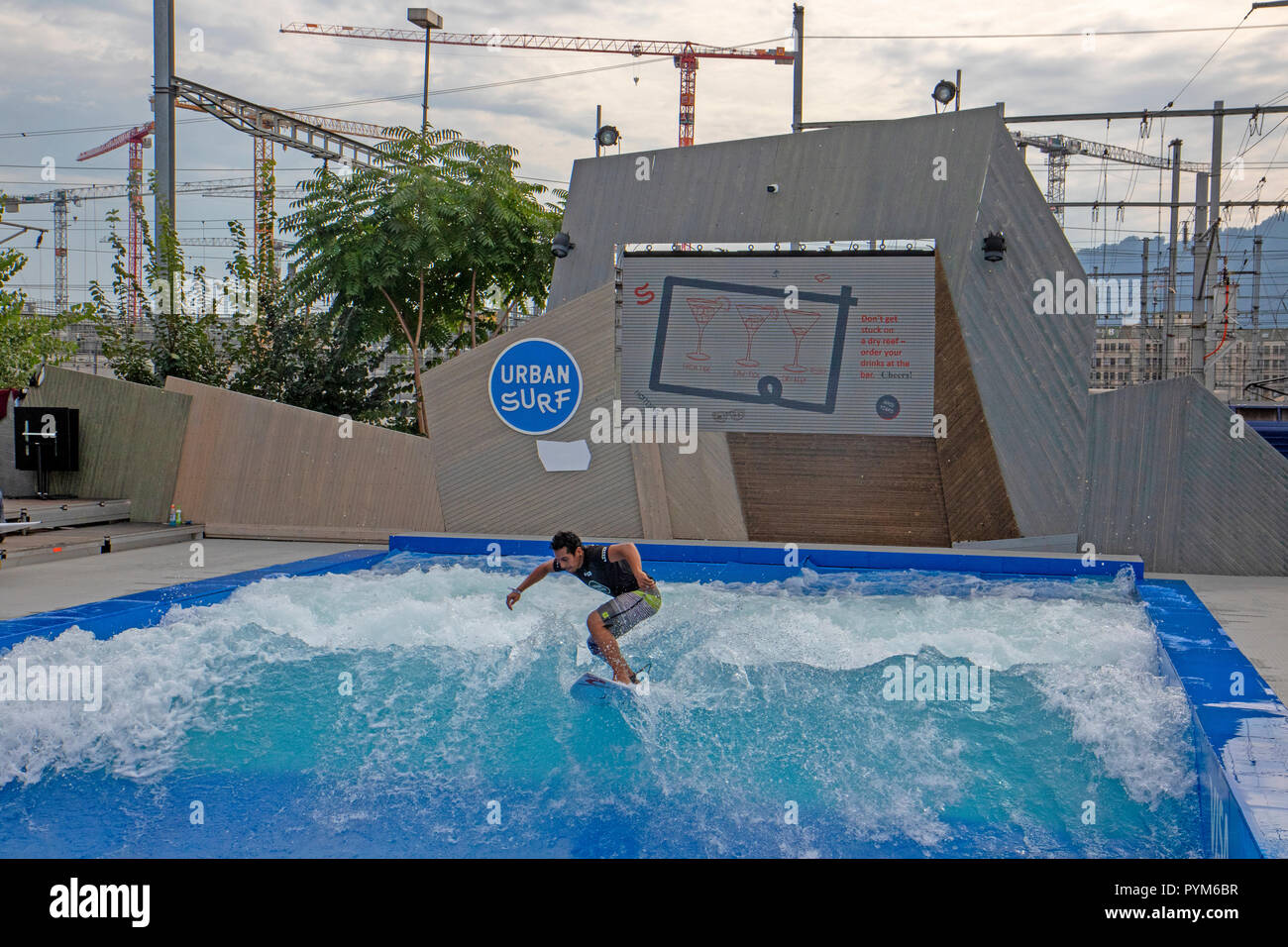 Surf urbani di Zurigo Ovest Foto Stock