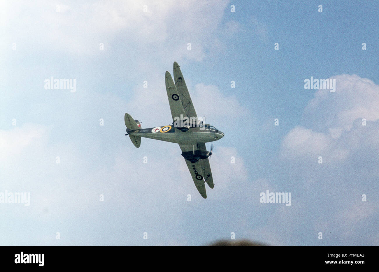 De Havilland Dragon Rapide Mark 3 G-biplano AHGD aeromobili leggeri a Shuttleworth Collection air show, Old Warden aerodrome, Bedfordshire, Inghilterra, luglio 1982, si è schiantato 1991 Foto Stock