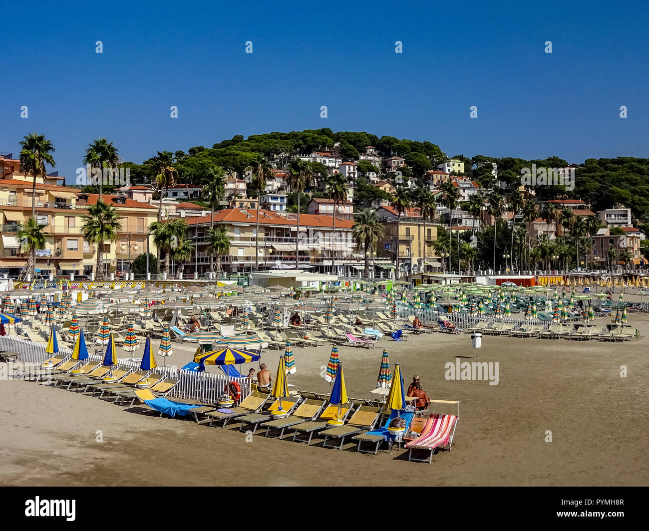 Spiaggia E Mare A La Iitalian Andora Sea Resort In Liguria