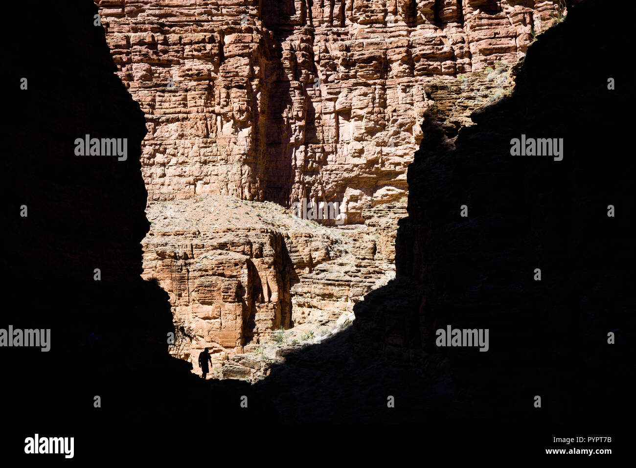Escursionismo Havasu Creek. Rafting sul fiume Colorado e il Grand Canyon, Arizona, Stati Uniti d'America. Foto Stock