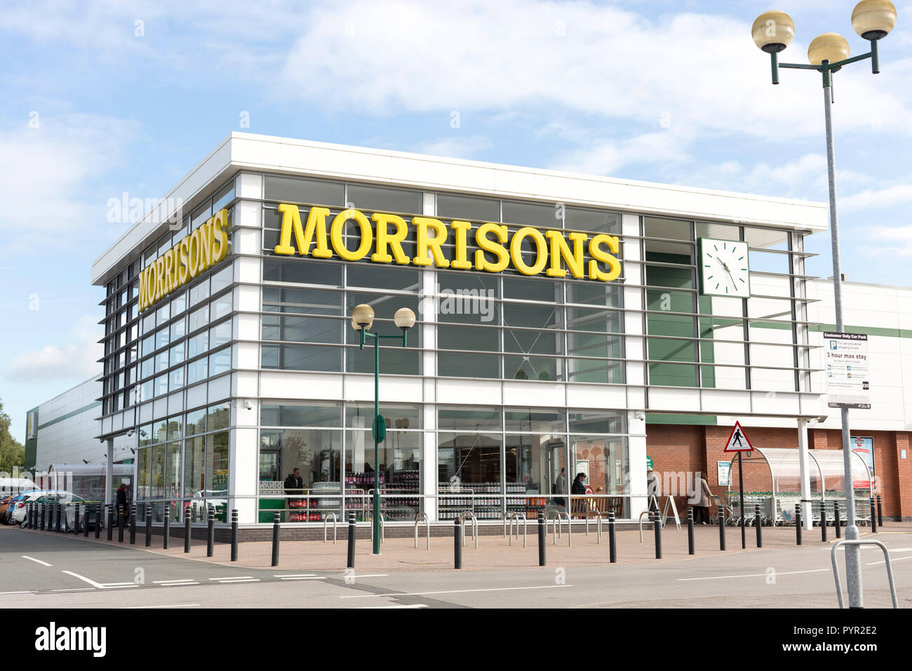 Esterno Vista generale di Morrisons , Swinton , Salford Foto Stock