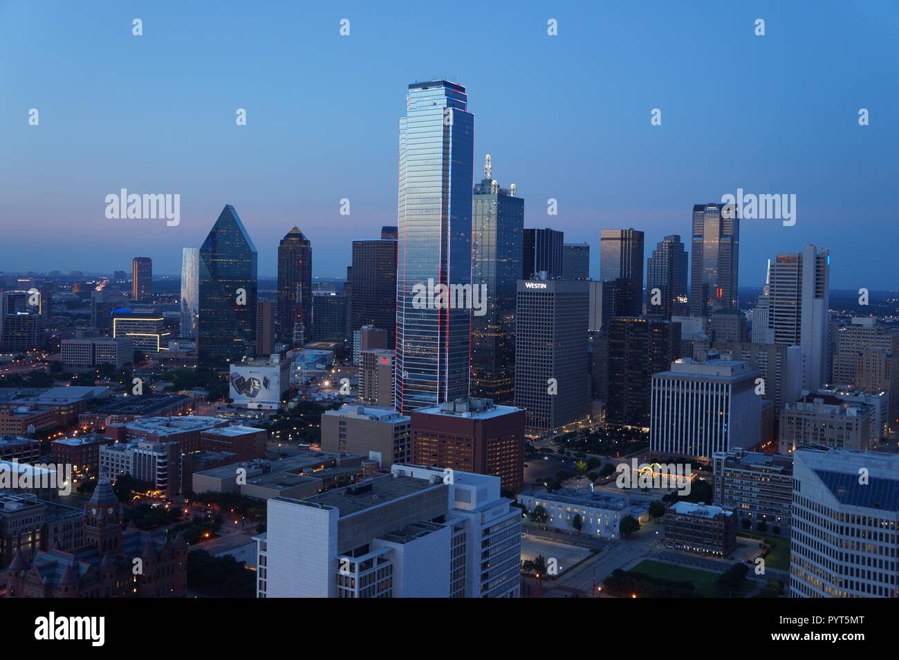 Dallas skyline al tramonto Foto Stock