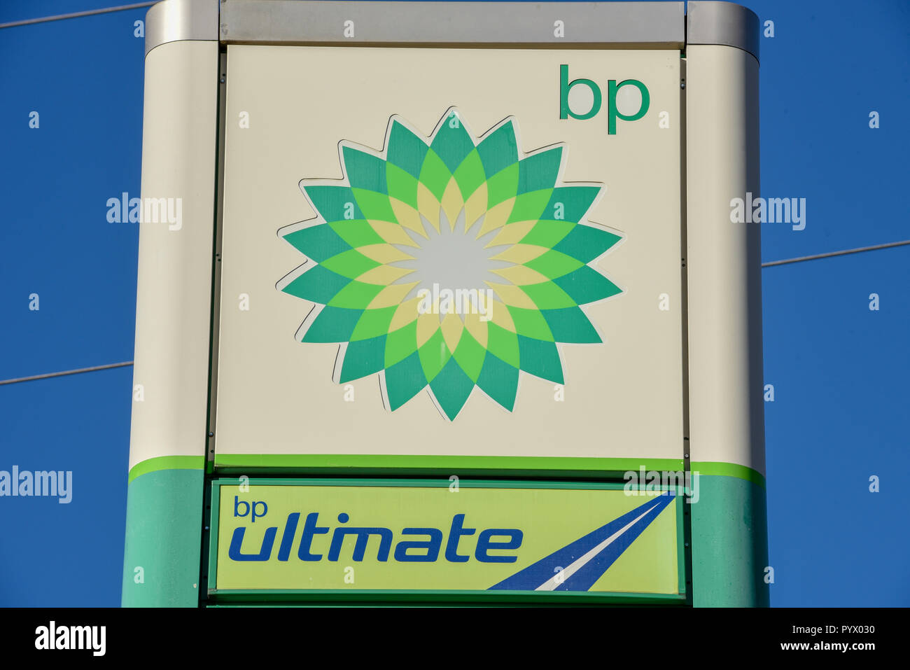 Lugano, Svizzera - 24 Ottobre 2018: il Logo segno di BP gas station a Lugano in Svizzera Foto Stock