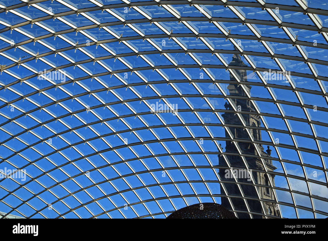Tetto della Trinità Leeds shopping centre, West Yorkshire Foto Stock