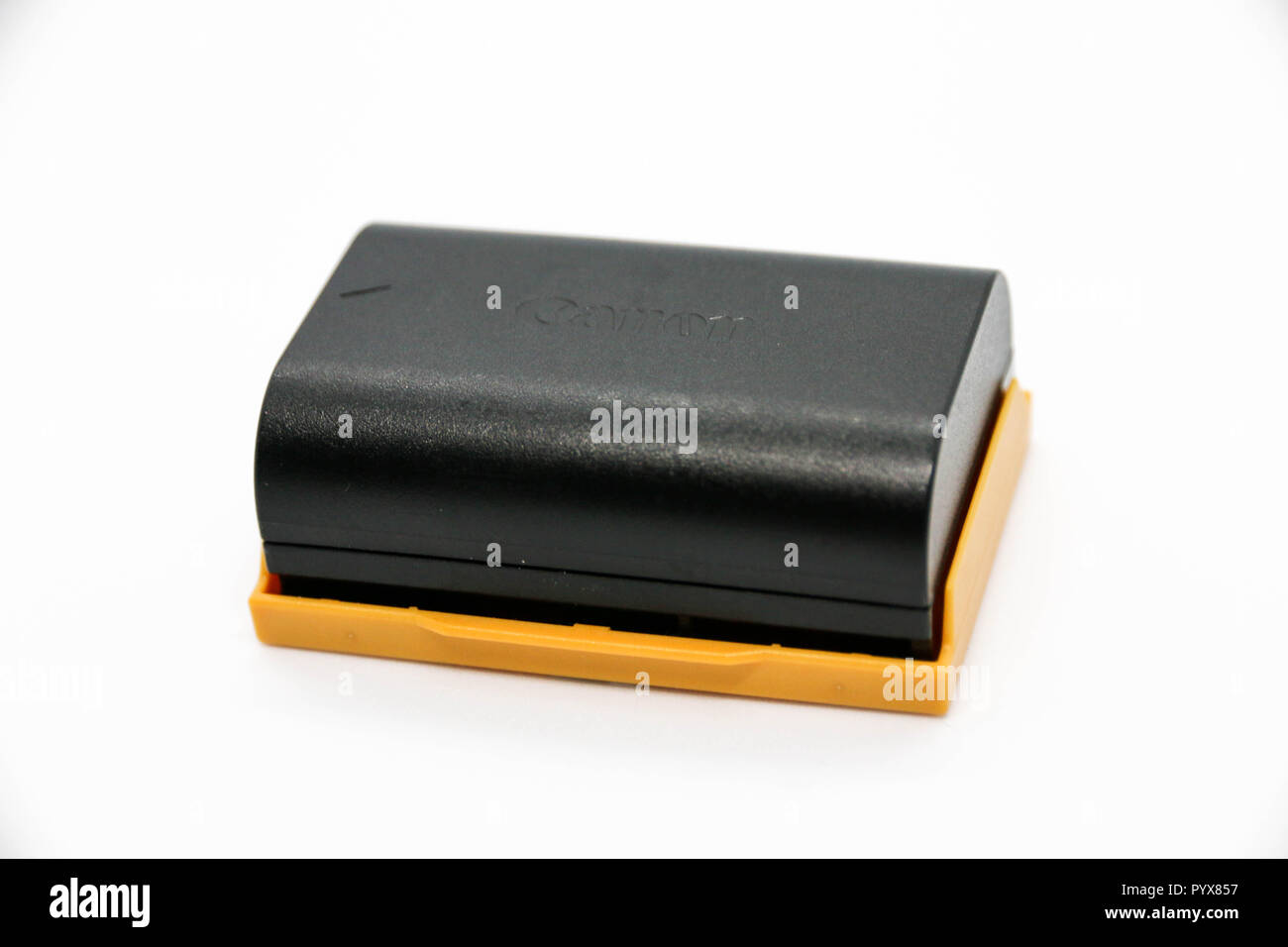 Genuine LP-E6 Batteriy per Canon 60D, 70D, 80D, 5D Mark II/III/IV, 6D, 7D, 7D Mark II fotocamere reflex digitali Foto Stock
