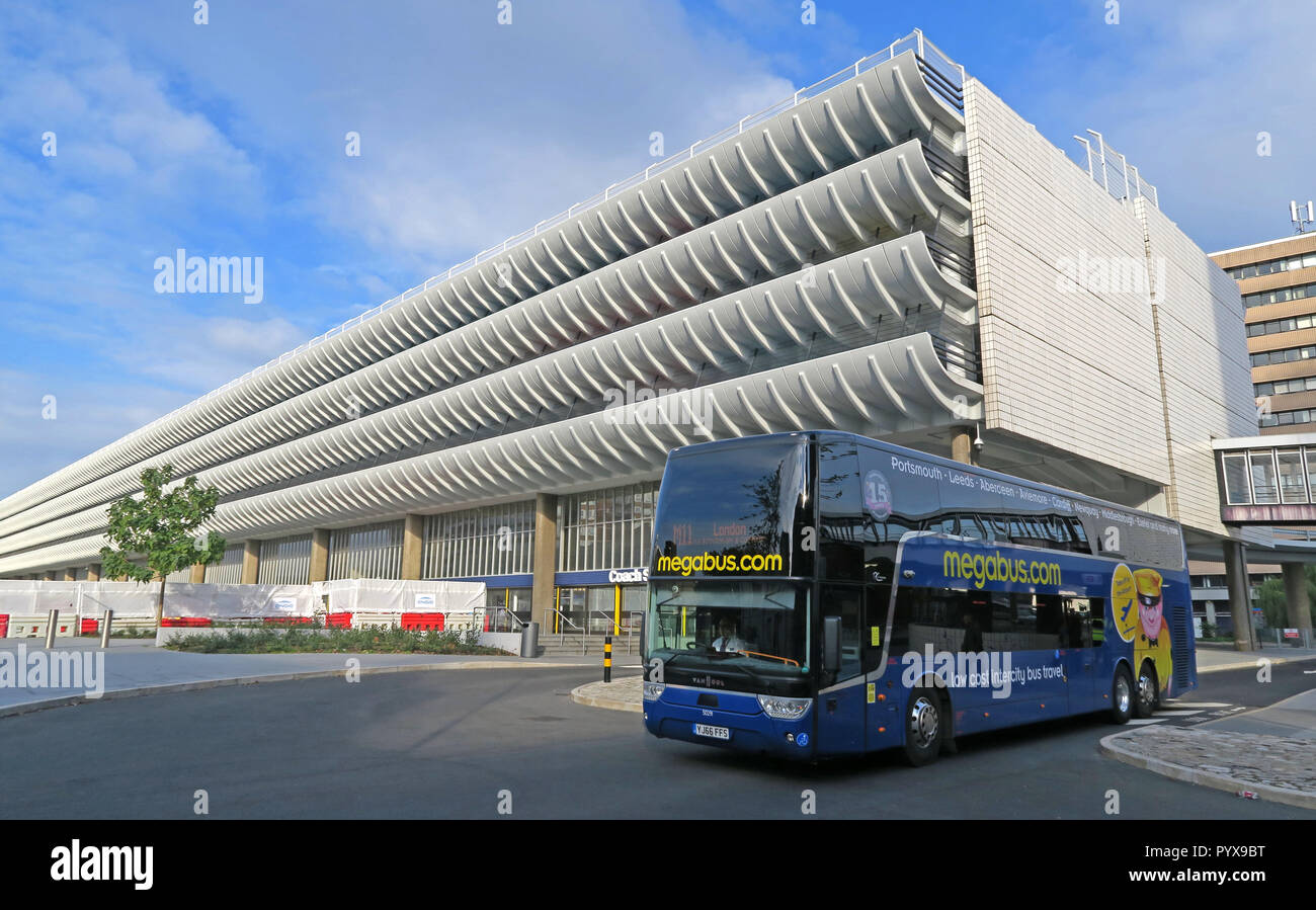 Preston Bus Station, Brutalist stile architettonico, Tithebarn Street, Preston, Lancashire, North West England, Regno Unito Foto Stock