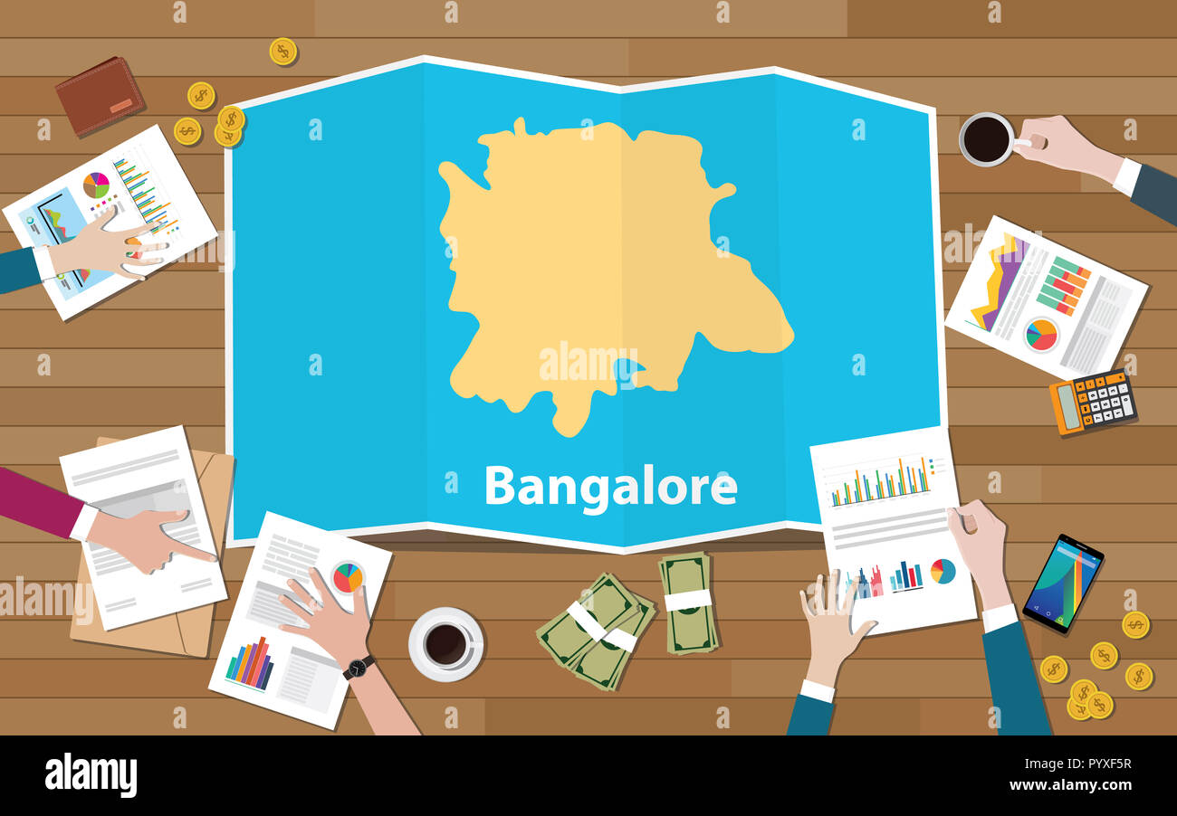 Bangalore bangaluru india città regione economia in crescita con il team di discutere sulla piega mappe vista dall alto illustrazione vettoriale Foto Stock