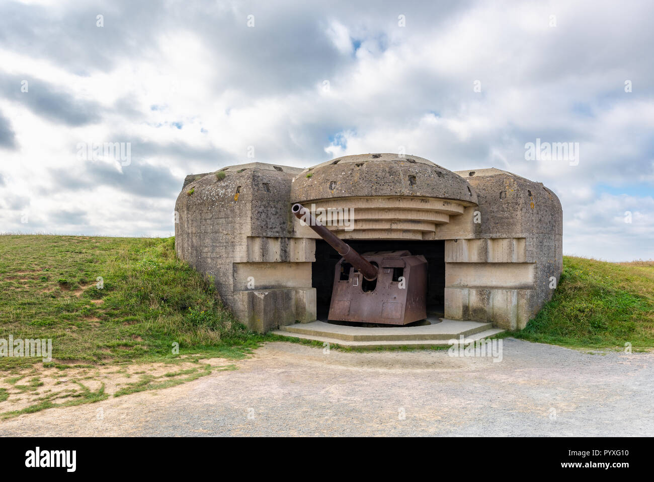 La seconda guerra mondiale la difesa tedesca batteria di Longues sur Mer Normandia Francia Foto Stock