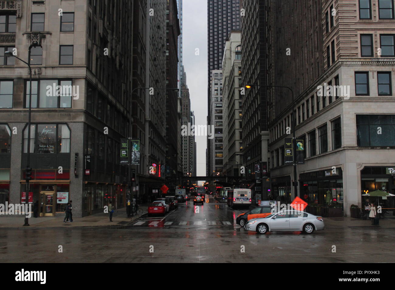 Rainy Chicago street Foto Stock